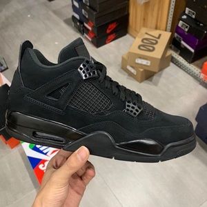 Air Jordan retro 4 black